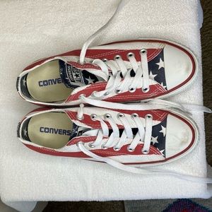 Converse Women’s Stars & Stripes